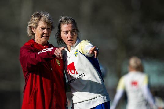 Physio Kristina Forsblom and Linda Sembrant of the Swedish