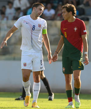 Niklas Ødegård of Norway and Gustavo Sá of Portugal