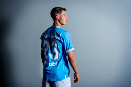 Malmö FF presenterar Lasse Berg Johnsen som ny spelare.