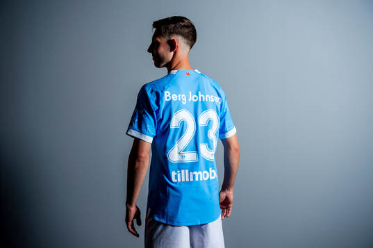 Malmö FF presenterar Lasse Berg Johnsen som ny spelare.