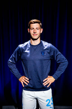 Malmö FF presenterar Lasse Berg Johnsen som ny spelare.