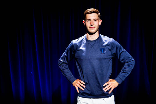 Malmö FF presenterar Lasse Berg Johnsen som ny spelare.