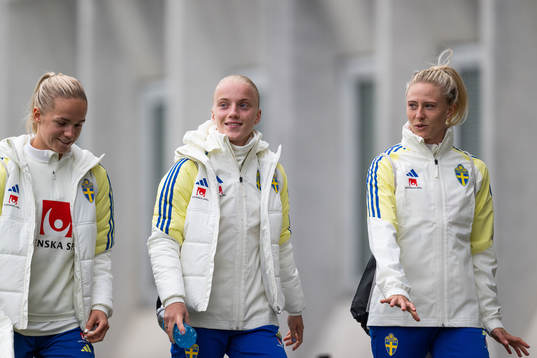 Hanna Lundkvist, Anna Sandberg and Rebecka Blomqvist of the