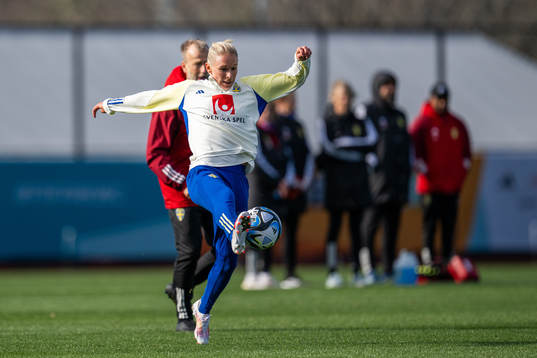 Jonna Andersson of the Swedish women's national football