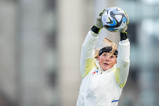 goalkeeper Tove Enblom of the Swedish women's national