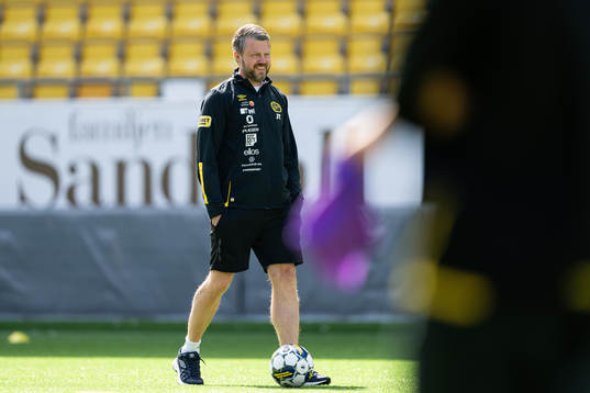 Manager Jimmy Thelin