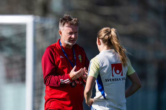 Head coach Peter Gerhardsson and Elin Rubensson of the