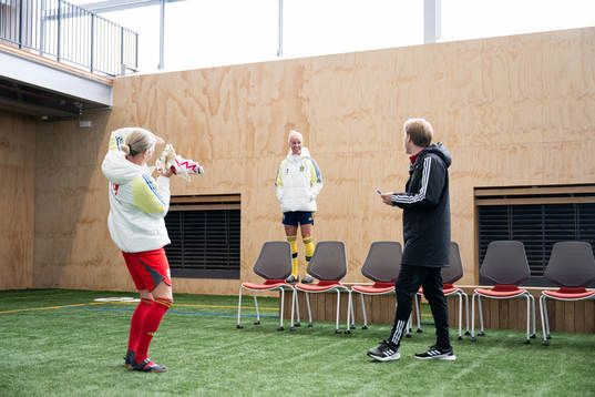 Goalkeeper Jennifer Falk, Caroline Seger and press officer