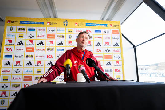 Head coach Peter Gerhardsson of the Swedish women's