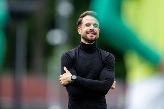 Jönköpings Södras tränare Andres Garcia är glad