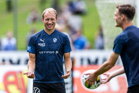 Halmstads Villiam Dahlström värmer upp