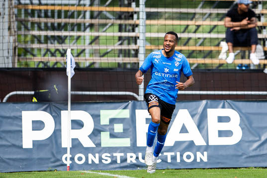 Halmstads Marcus Olsson jublar