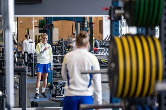 Filippa Angeldahl in the gym