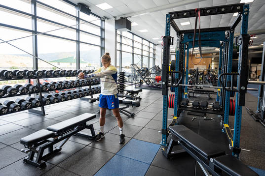 Filippa Angeldahl in the gym