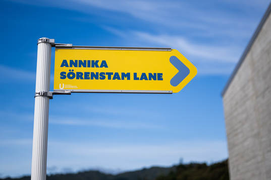 A road sign which reads ”Annika Sörenstam Lane” (named