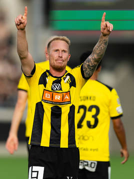 Häckens Mikkel Rygaard Jensen jublar