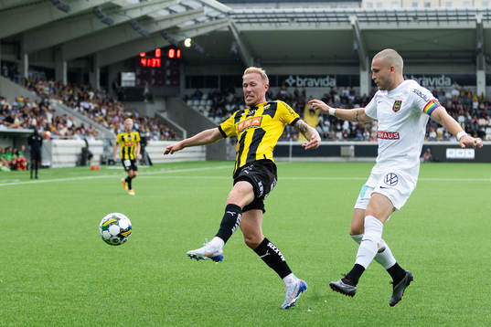 Häckens Mikkel Rygaard Jensen och Brommapojkarnas Amadeus