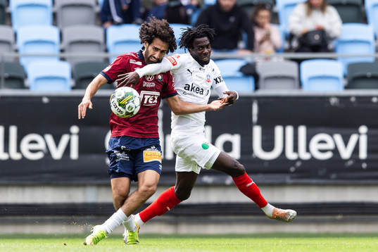 Örgrytes Hady Saleh Karim och Helsingborgs Benjamin Acquah