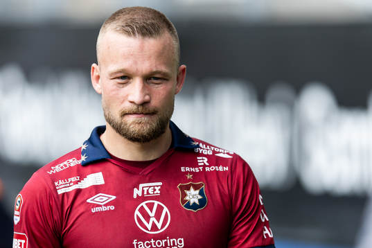 Örgrytes Nicklas Bärkroth deppar