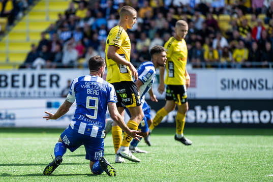 IFK Göteborgs Marcus Berg reagerar