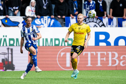 IFK Göteborgs Gustav Svensson och Elfsborgs Sveinn