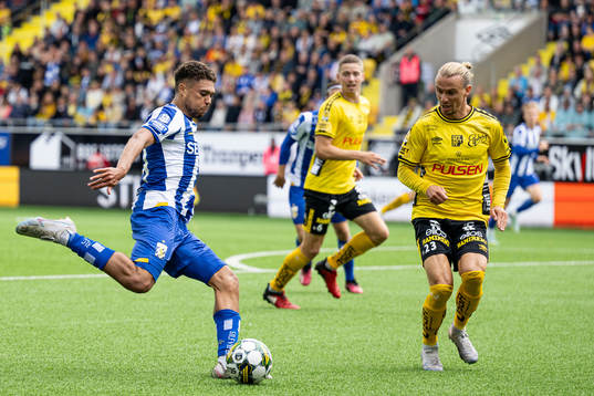 IFK Göteborgs Thomas Santos och Elfsborgs Niklas Hult