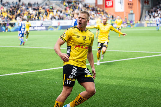 Elfsborgs Per Frick jublar