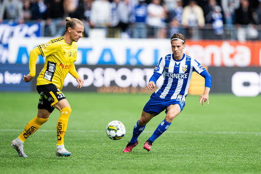 Elfsborgs Niklas Hult och IFK Göteborgs Lucas Kåhed