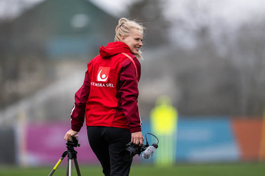 Photographer Anna Moilanen of the Swedish women's national