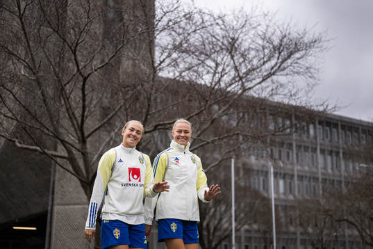 Magdalena Eriksson and Fridolina Rolfö of the Swedish