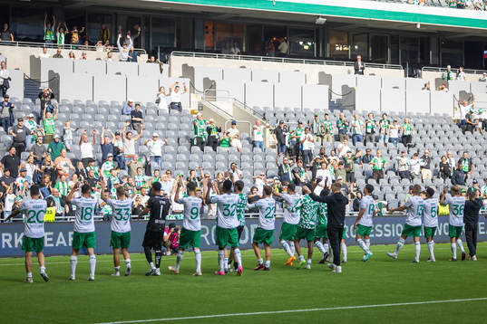 Hammarbys spelarna tackar publiken