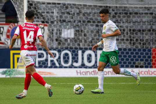 Hammarbys Alper Demirol och Kalmars Noah Shamoun