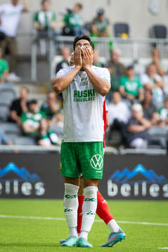 Hammarbys Jusef Erabi deppar