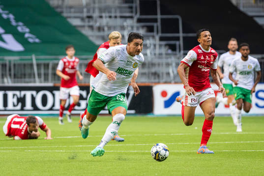 Hammarbys Jusef Erabi och Kalmars Romario Pereira Sipiao