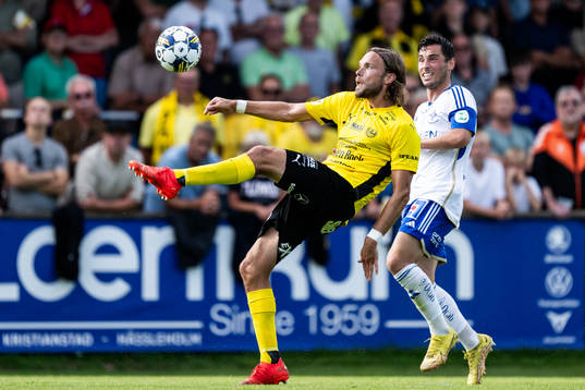 Mjällbys Tom Pettersson och IFK Norrköpings Vito