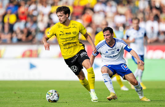 Mjällbys Colin Rösler och IFK Norrköpings Vito