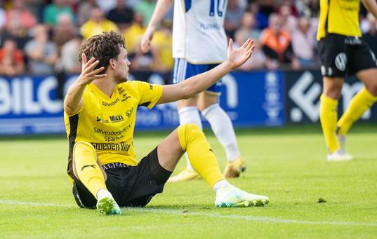 Mjällbys Colin Rösler deppar