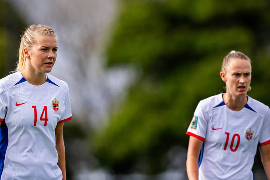 Ada Hegerberg and Caroline Graham Hansen of Norway