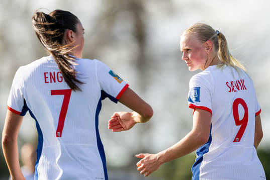 Ingrid Syrstad Engen and Karina Sævik of Norway