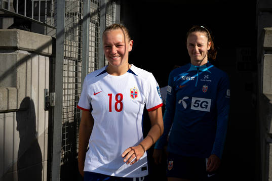 Frida Maanum and Caroline Graham Hansen of Norway at