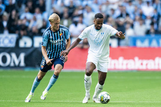 Djurgårdens Oskar Fallenius och Malmö FFs Isaac Kiese