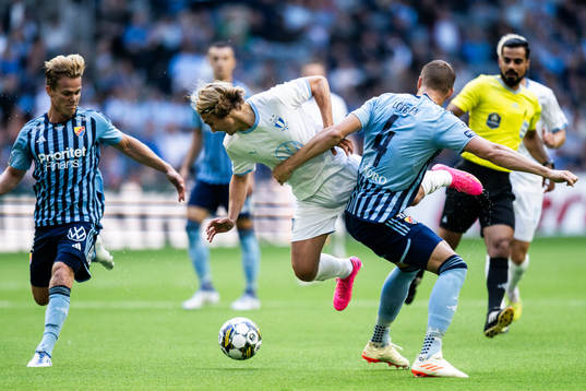Malmö FFs Sebastian Nanasi och Djurgårdens Jesper Löfgren