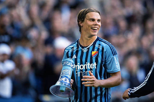 Djurgårdens Elias Andersson jublar