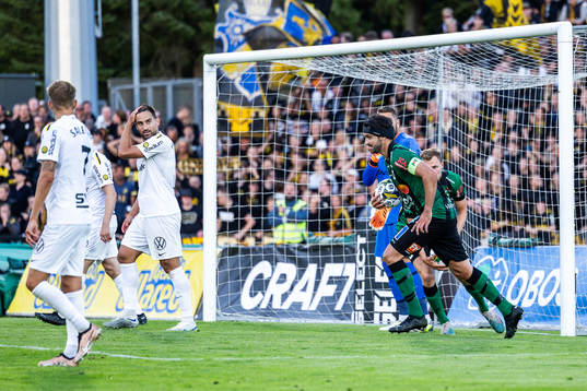 Varbergs Oliver Stanisic jublar