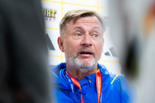 Head coach Peter Gerhardsson of the Swedish women's