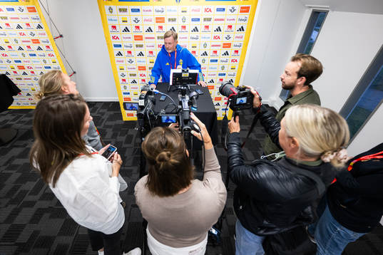 Head coach Peter Gerhardsson of the Swedish women's