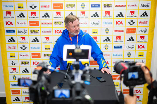 Head coach Peter Gerhardsson of the Swedish women's