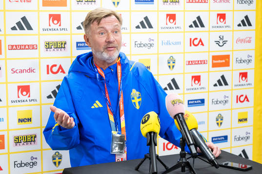 Head coach Peter Gerhardsson of the Swedish women's
