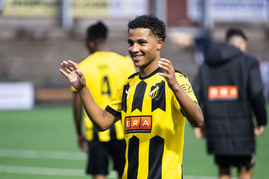 VMomodou Lamin Sonko of BK Häcken celebrates