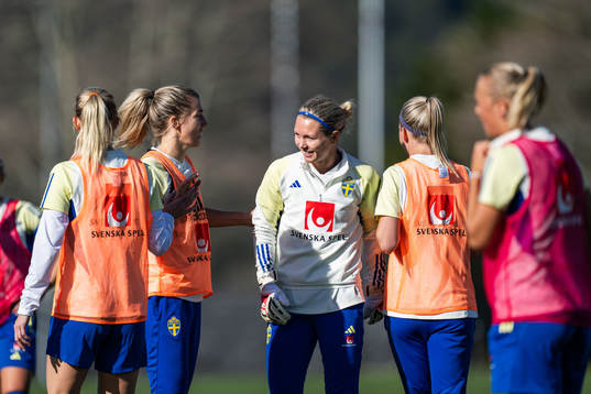Linda Sembrant, goalkeeper Jennifer Falk and Olivia Schough